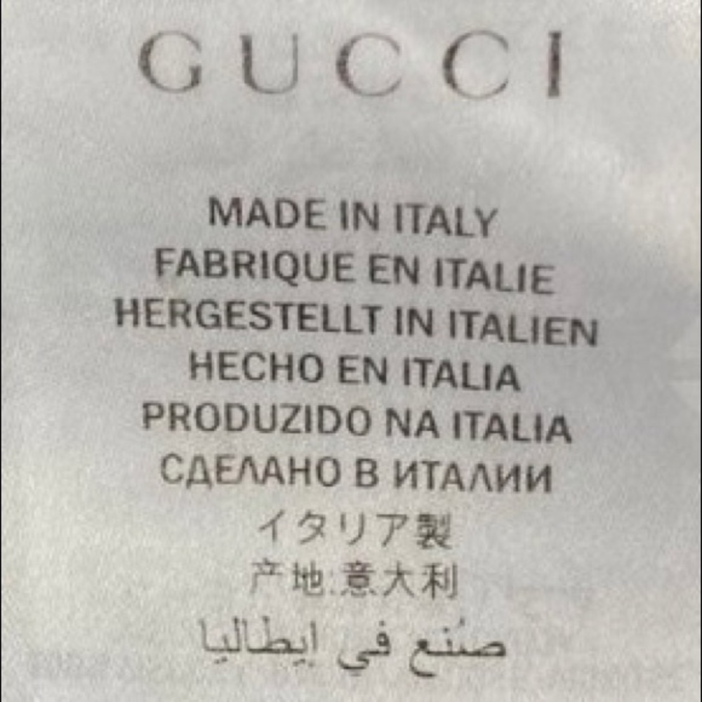 Authentic Gucci shirt 🐍✨ - Picture 7 of 8